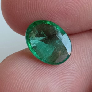 Vivid Green Natural Emerald Oval Cut 2.08 Cts / Darker Green Emerald loose,Oval Shape Emerald / Zambian emerald / May Birthstone Emerald