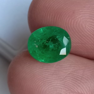 Natural Oval Emerald, 2.53 Carats Natural Emerald | 9.4x8 MM | Certified Emerald, Green Zambian Emerald |No Treatment |May Birthstone