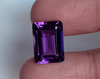 AGR Certified Natural Purple Amethyst Octagon: Brazilian Gemstone (14.15x10.23 mm)