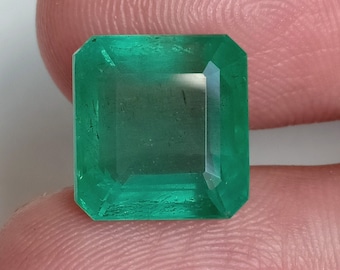 7.68 CT Natural Zambia Emerald: Vintage Octagon Loose Gemstone