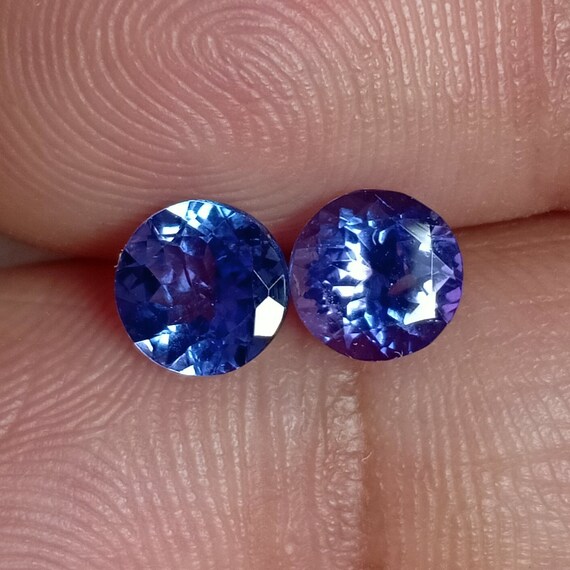 Natural Round Tanzanite Pair: 1.70 Cts, 6x6 mm