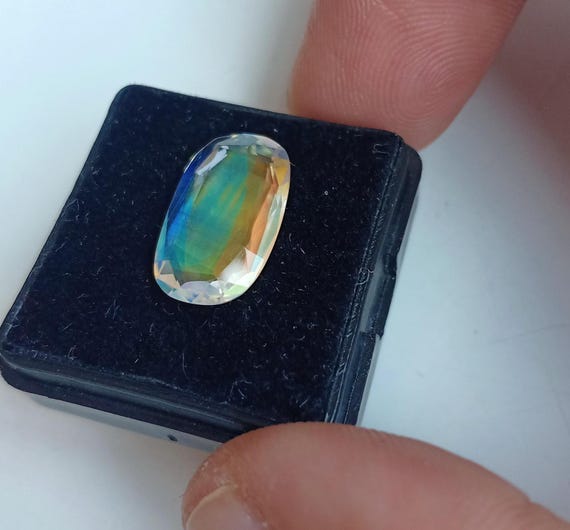 Madagascar Moonstone: 4.10 ct Cushion Cut Gemstone