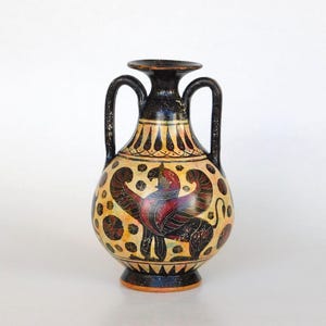 コリント式陶器のアンフォラ - 古代ギリシャ陶器のレプリカ、手描き