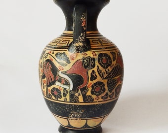 コリント式陶器のアンフォラ - 古代ギリシャ陶器のレプリカ、手描き