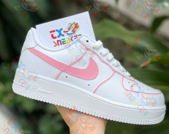 Chaussures Air Force 1 roses personnalisées, chaussures imprimées main Air Force 1, cadeau fête des mères pour femme