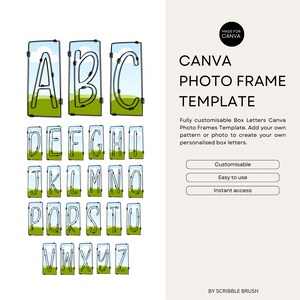 以下が含まれることがあります： Canva 用のフォトフレームテンプレートのアルファベット26文字セット。各文字は黒で縁取られており、緑の芝生と青い空の背景があります。文字はシンプルで手書き風です。