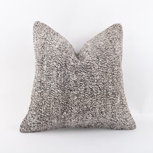 Decorative Throw Pillow, 18x18 Handwoven Turkish Kilim Pillow, Ethnic Kilim Pillow, Designer Pillow, Kilim Cushion Cover, Aztec Pillow