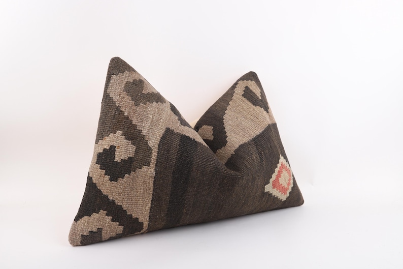 Housse de coussin lombaire kilim vintage faite main : accent bohème turc, 16 x 24 image 3