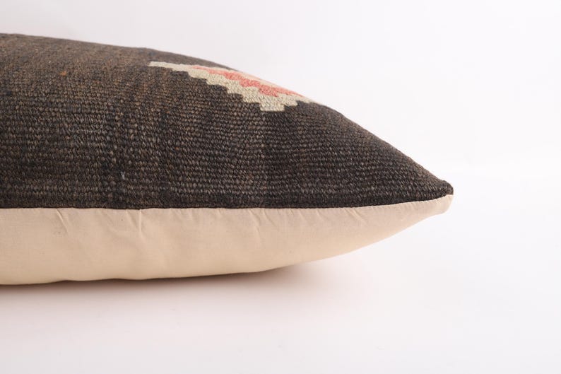 Housse de coussin lombaire kilim vintage faite main : accent bohème turc, 16 x 24 image 4