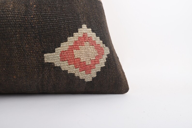 Housse de coussin lombaire kilim vintage faite main : accent bohème turc, 16 x 24 image 2