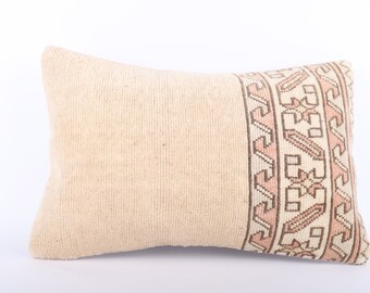 Turkish Kilim Pillow, 16x24 Kilim Pillow, Tribal Pillow, Bohemian Kilim Pillow, Home Decor, Aztec Pillow, Decorative Throw Pillow, Beeding