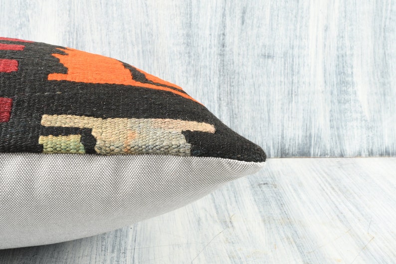 Decorative Throw Pillow Floor Cushion Cover Organic Accent Boho Pillow 18x18 Handmade Kilim Pillow Turkish Kilim Pillow Home Decor