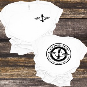 Ultimate Gift for Naval Veterans: Delight Them with This Classic & Stylish Shirt, Tailored for Aviation Maintenance Administrationman.