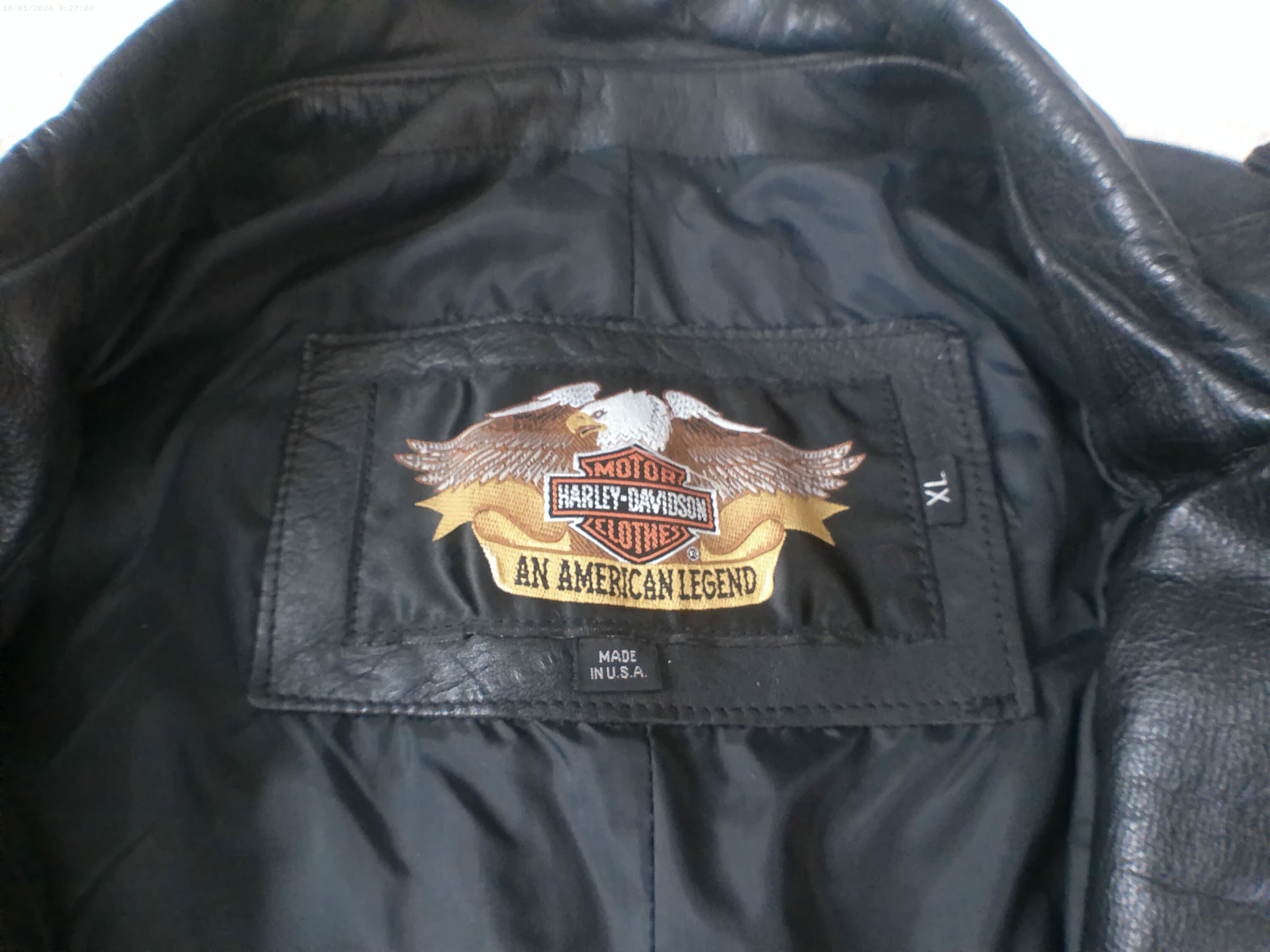 1996 Harley Davidson 7 Pocket Leather Jacket Debossed Back With