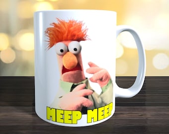 Beaker (von den Muppets) Tasse, Retro British Kids TV. 2 Bilder, eins auf jeder Seite.