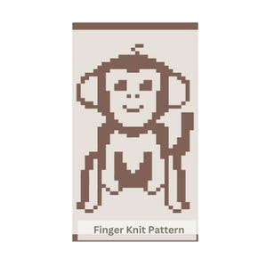 Könnte beinhalten: Ein pixeliges Affenmuster in Brauntönen auf hellbeigem Hintergrund. Das Bild ist ein Fingerstrickmuster, mit dem Text "Finger Knit Pattern" unten.