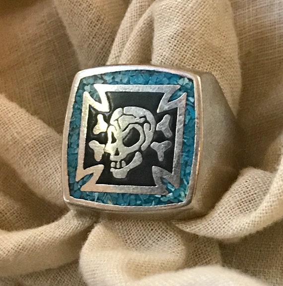 Skull and Crossbones Ring w/ Turquoise