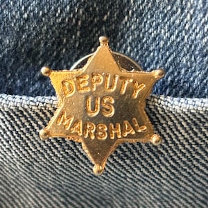 Gold Deputy US Marshal Badge Lapel / Hat Pin
