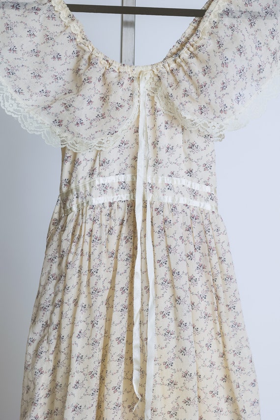 Gunne Sax vintage prairie dress, cotton off shoul… - image 8