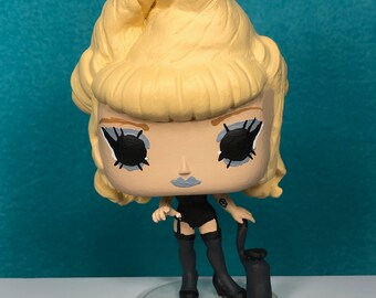 violet chachki doll