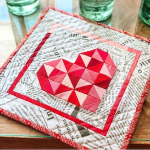 Kärlekstrianglar Mini Quilt PDF