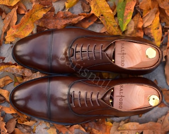 Handgemaakte bruine Oxford-schoenen met neuskap voor heren, volnerflederen geklede schoenen, klassieke Oxford, bruidsschoenen, formele kantoorschoenen.