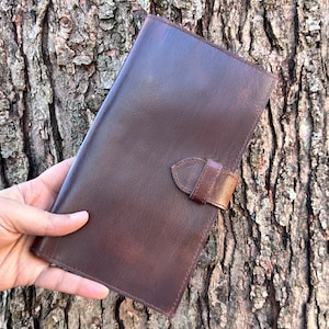 Cartera de viaje grande de cuero marrón hecha a mano / Cartera de viaje grande y organizador / Regalo para papá / Porta pasaporte de cuero / Cartera para teléfono.