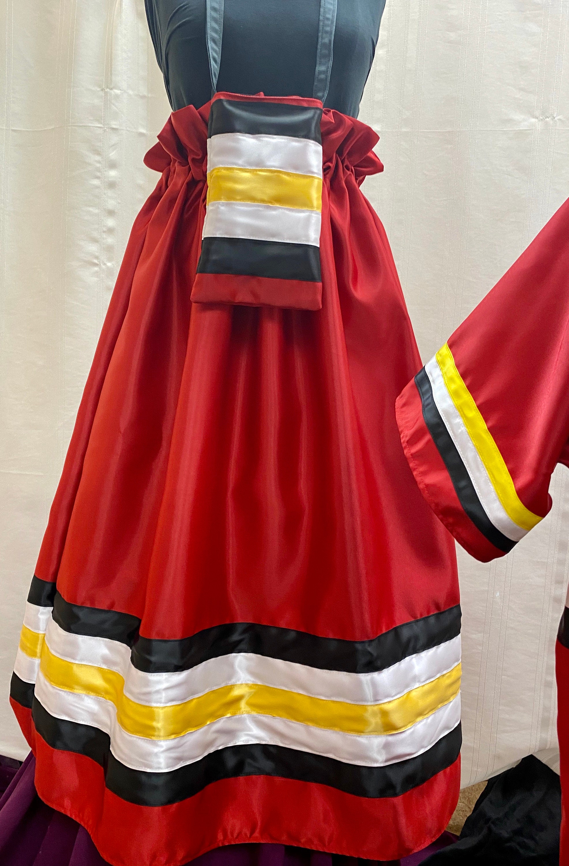 THEREDTHREAD / ザレッドスレッド】S ribbon dress pleats