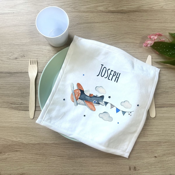 Serviette de table personnalisée pour enfant en maternelle + Pochon de rangement, Modèle Avion