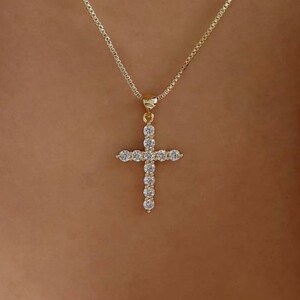 Cross Pendant Necklace