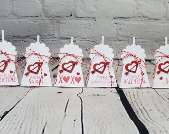 Valentine's Day Lollipop Holders, Valentine's Sucker Holders, Valentines Party Favors, Classroom Favors, Lollipop Holders.