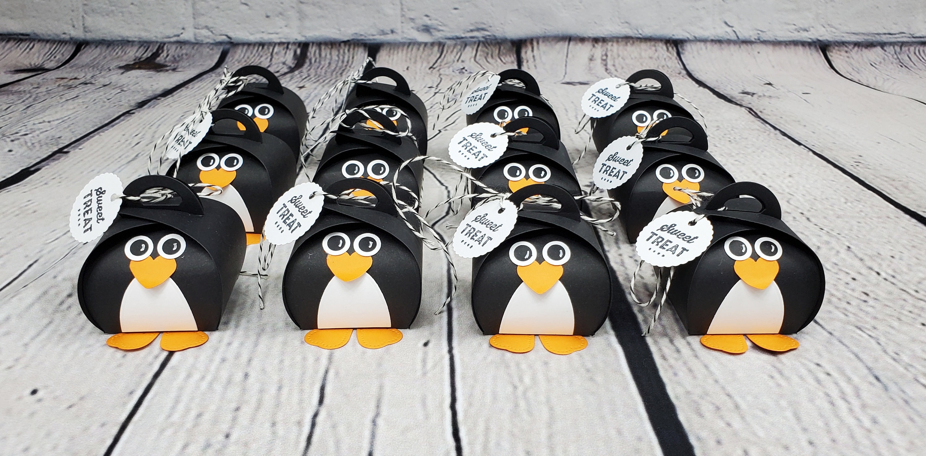 JeVenis Pinguin-Partytüten-Set – 12 Stück, Mit Aufklebern, Für Geburtstagsfeiern, Winter- & Themenpartys