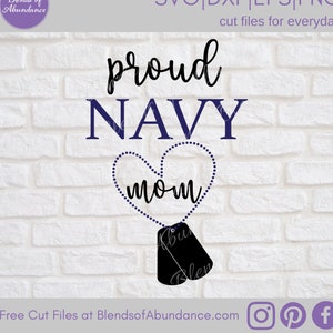 Orgulloso Navy Mom SVG - Navy Svg - SVG - Military Svg - Cricut Svg - Png - Military Mom Shirt - Etiquetas de Perro Svg - Navy Mom Svg - Navy Life SVG