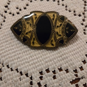Catherine Popesco Brooch - Etsy Catherine Popesco Brooch - Etsy