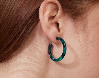 Hoop Earrings, Geometric earrings, Gold hoop earrings, Dainty hoop earrings, lightweight hoops, Minimalist Earrings