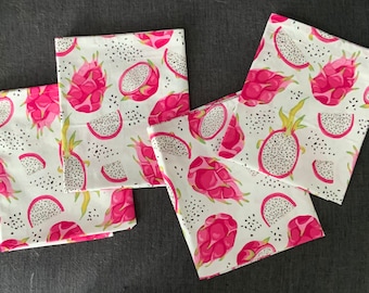 NEW Unpaper Handmade 100% Cotton Large Dinner Cloth Napkins SET of 4 Size 21" X 17" Bright Avocados Pattern in White & Green Colors
