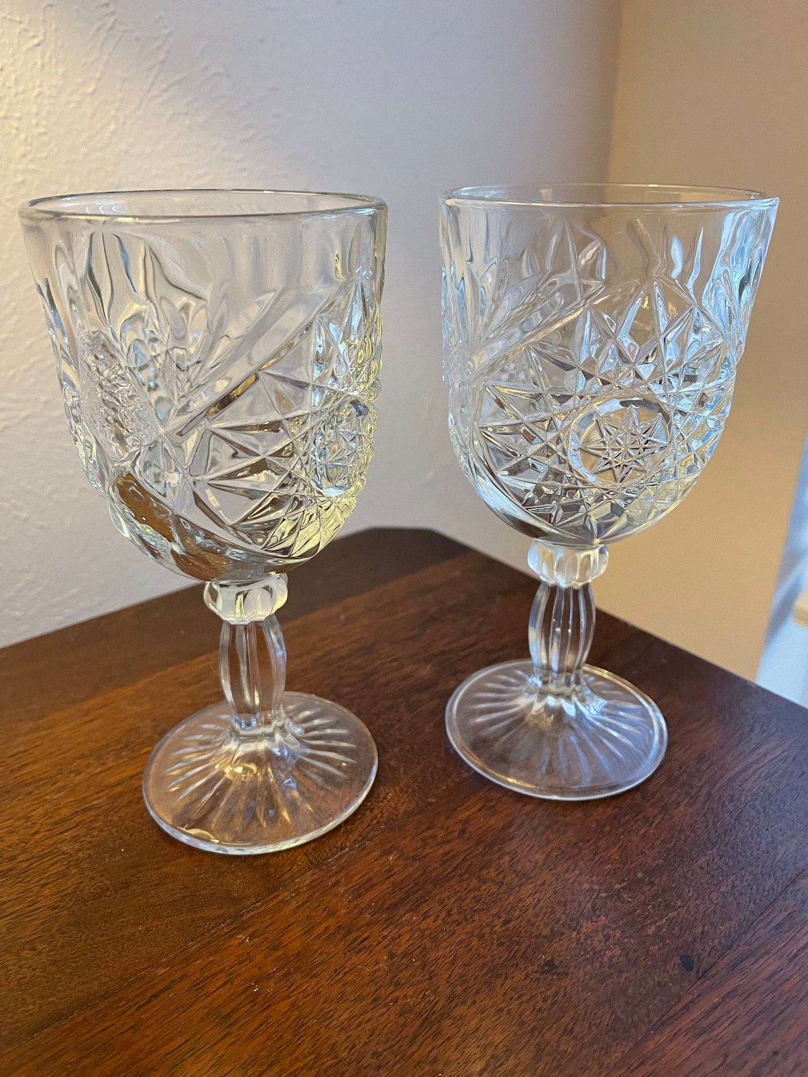 VINTAGE Libbey Drinking Glass Goblets 9 oz. HOBSTAR Set of 2 Etsy