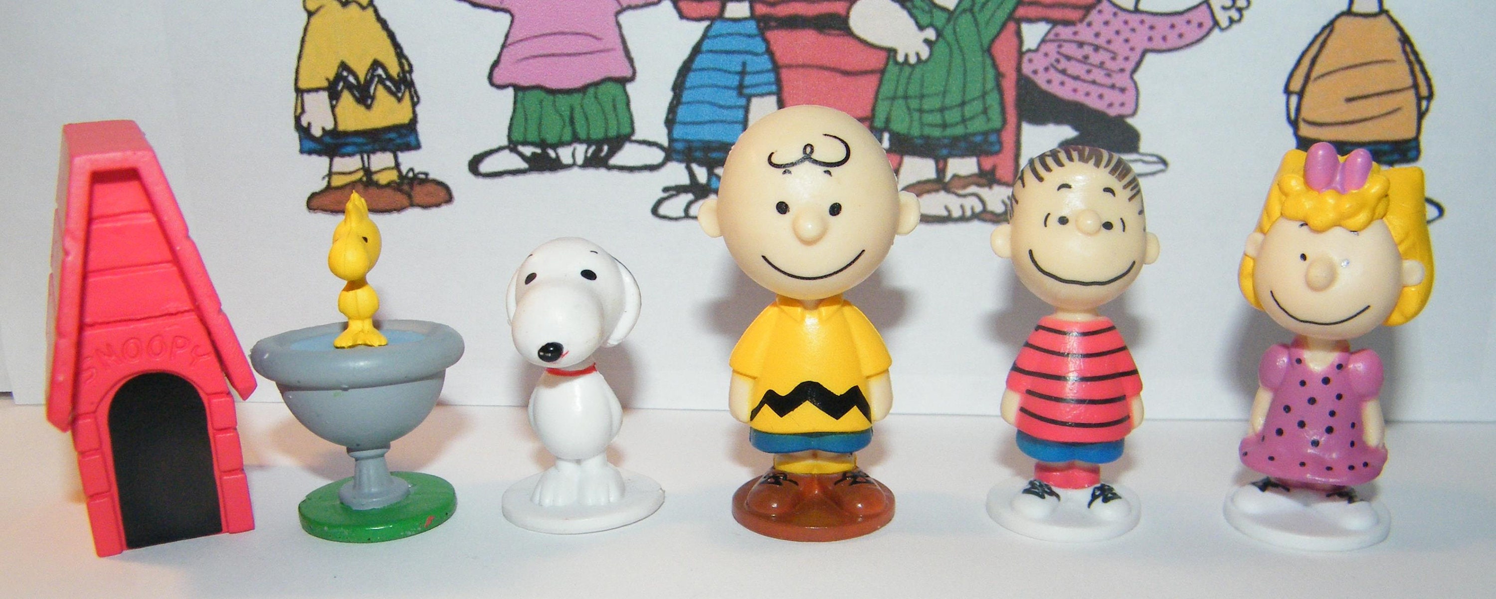 Peanuts Party Favor Set of 15 With 12 Fun Figures 2 Peanuts Etsy
