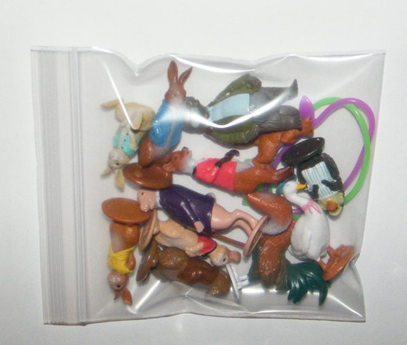 12 Peter Rabbit Cupcake Rings Topper Kid Birthday Party Goody Bag Filler Favor