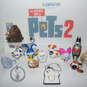 The Secret Life of Pets 2 Movie Deluxe Party Favors 13 Set with 10 Figures, Dog Tag Ring, Tattoo, Key Chain Classic and All New Characters!