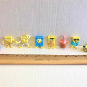 Spongebob Squarepants Party Favors/Collectors Set with 23 Figures, 11 Bracelets, 3 Rings, and 2 Stickers image 4