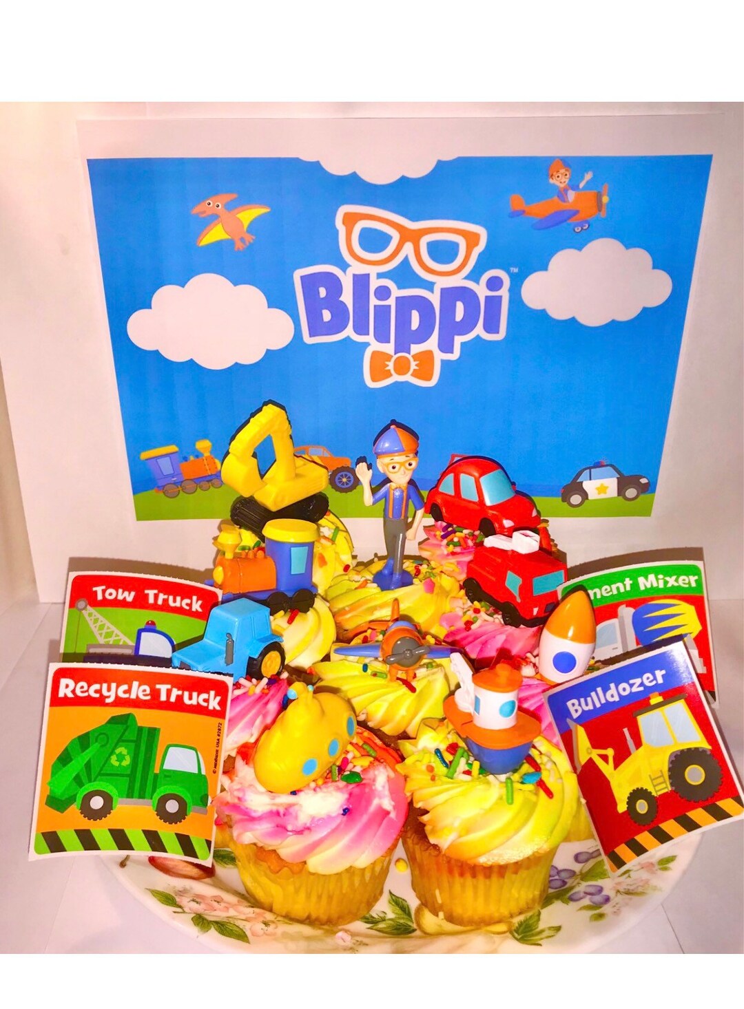 Blippi Deluxe Cake Toppers Cupcake Decorations Set of 14 - Etsy