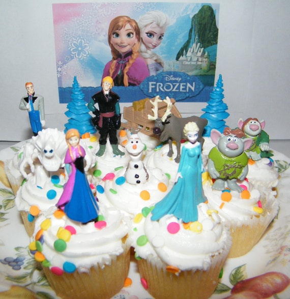 DIsney Frozen Elsa Small Doll with Troll Figures Inspired by the Frozen 2  Movie 