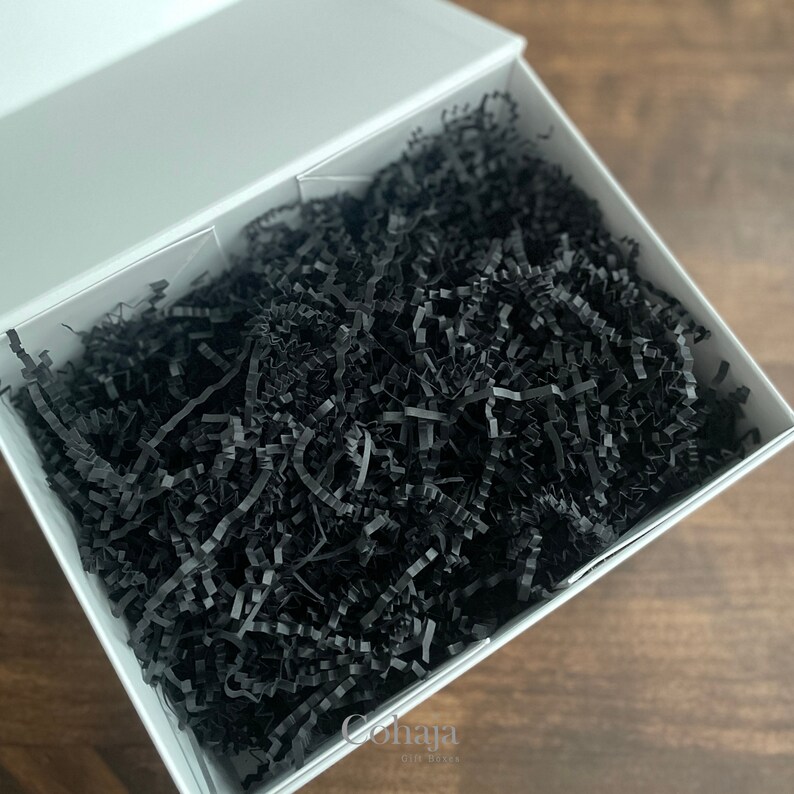 Black Crinkle Paper 1 lb 454grams image 3