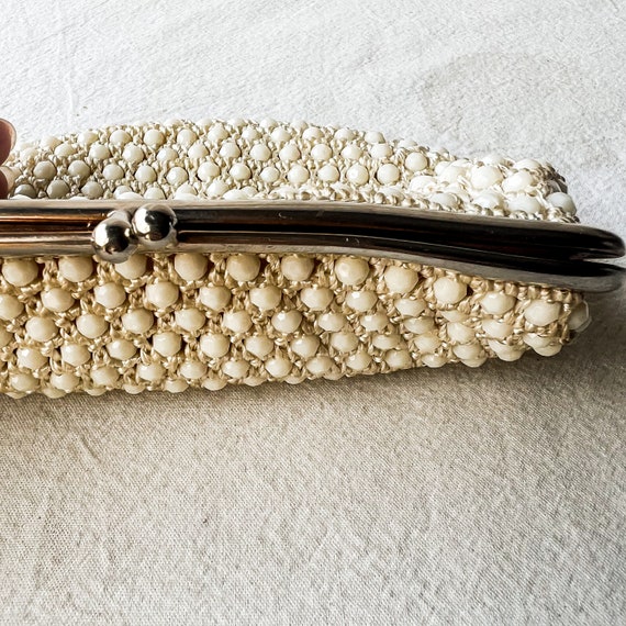 Vintage 1960s beaded crochet purse - image 6