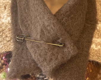 Needle Felted Bison Scarf: Lightweight Warm Fiber, Decorative Pin