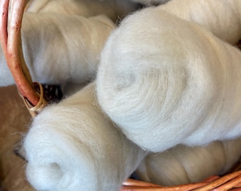 Shetland Sheep wool blended with Mohair - 50/50 - in 4 ounce bundles