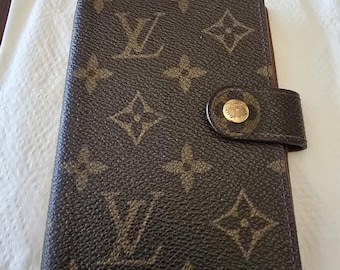 Nos new old stock louis Vuitton note wallet