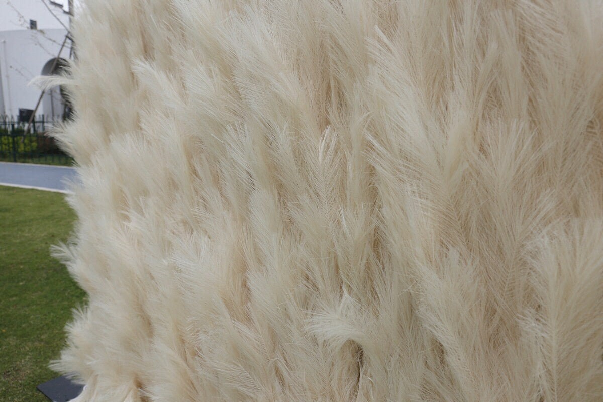 Artifical Simulated Reed Wall Puwei Pampas Grass Wall Event Salon Party ...