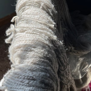 Light Grey Handspun Romney wool 4 oz